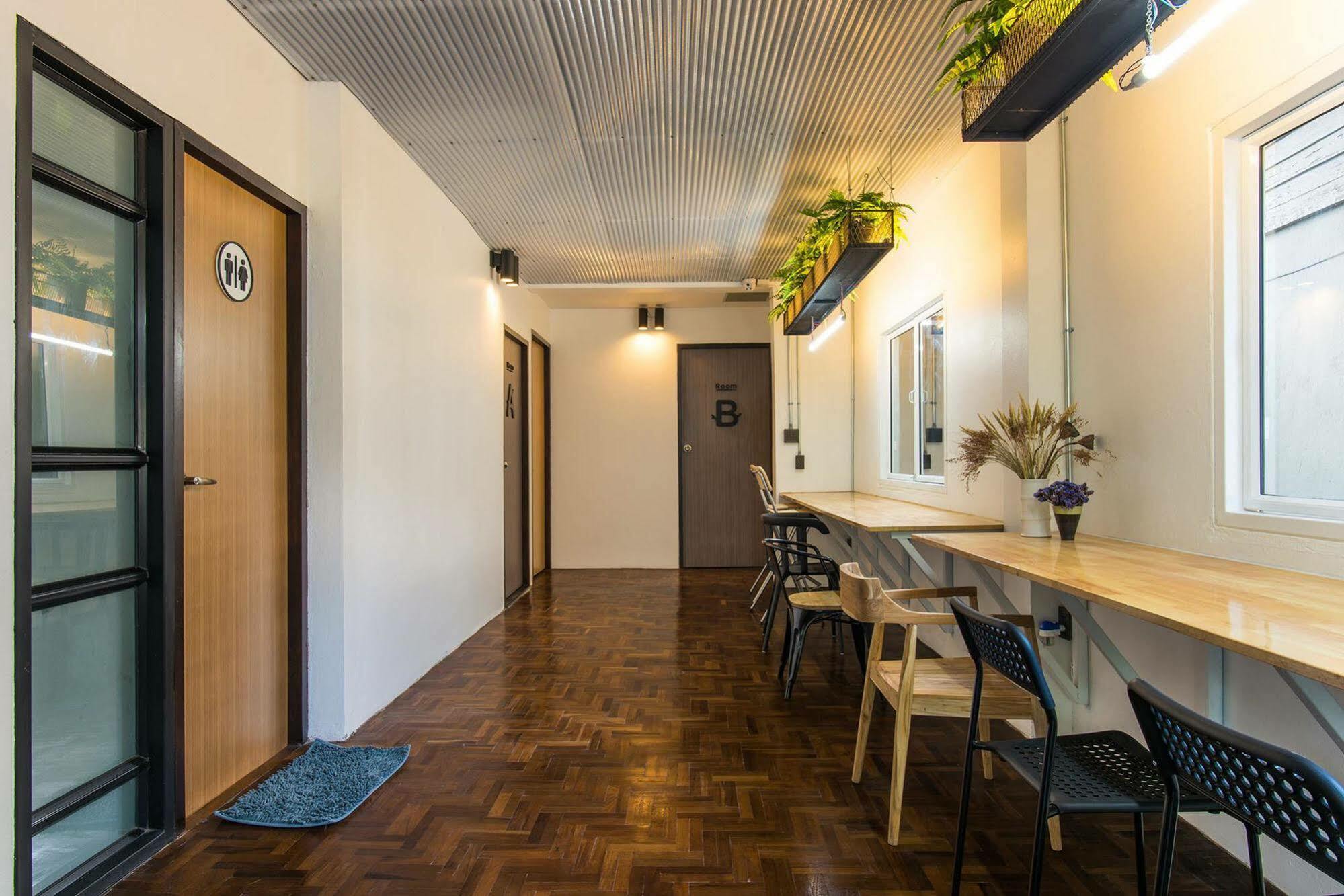 Haus Hostel Chiang Mai Esterno foto